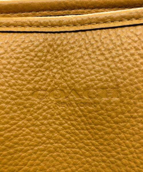 COACH（コーチ）COACH (コーチ) サリバン トート イエローの古着・服飾アイテム