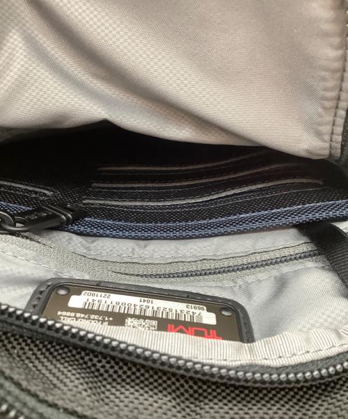 TUMI（トゥミ）TUMI (トゥミ) ALPHA 2 ポケット・バッグ・スモール ブラックの古着・服飾アイテム