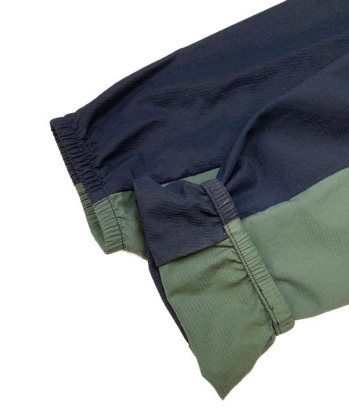 THE NORTH FACE（ザ ノース フェイス）THE NORTH FACE (ザ ノース フェイス) スワローテイルフーディ ネイビー×グリーン サイズ:Mの古着・服飾アイテム