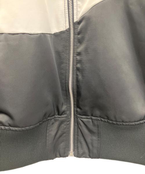 NIKE（ナイキ）NIKE (ナイキ) スウォッシュボンバージャケット ブラック×ホワイト サイズ:Lの古着・服飾アイテム