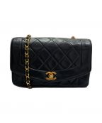 CHANELシャネル）の古着「ダイアナフラップマトラッセ」｜ブラック