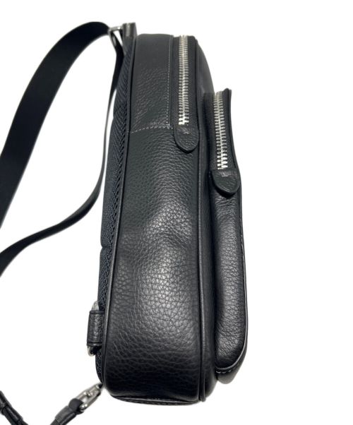 COACH（コーチ）COACH (コーチ) ボディーバッグ ブラックの古着・服飾アイテム