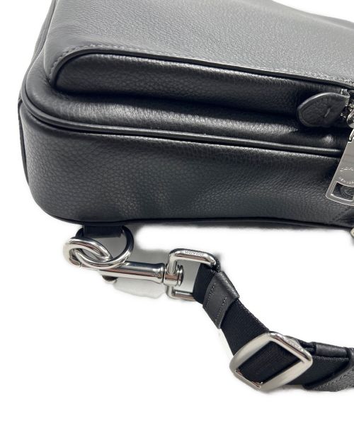 COACH（コーチ）COACH (コーチ) ボディーバッグ ブラックの古着・服飾アイテム