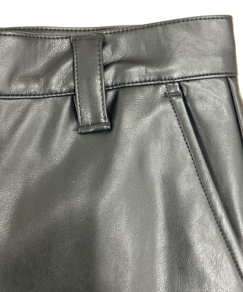 soerte（ソエルテ）soerte (ソエルテ) フェイクレザーパンツ ブラック サイズ:1の古着・服飾アイテム