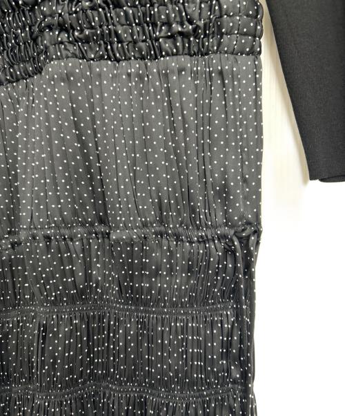 FRAY ID（フレイ アイディー）FRAY ID (フレイ アイディー) プリーツシャーリングニットコンビワンピース ブラック サイズ:Fの古着・服飾アイテム