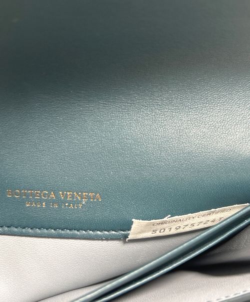 BOTTEGA VENETA（ボッテガベネタ）BOTTEGA VENETA (ボッテガベネタ) 2つ折り財布 ターコイズの古着・服飾アイテム