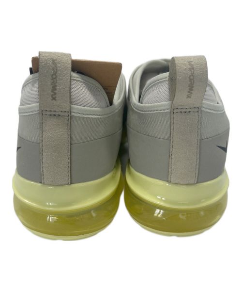 NIKE（ナイキ）NIKE (ナイキ) スニーカー グレー サイズ:27.5の古着・服飾アイテム