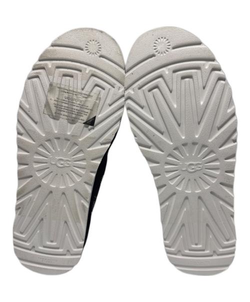 UGG（アグ）UGG (アグ) STAMPD (スタンプド) スリッポン グレー×ホワイト サイズ:26の古着・服飾アイテム