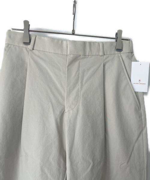 UNITED ARROWS（ユナイテッドアローズ）UNITED ARROWS (ユナイテッドアローズ) トロピカル クリース テーパード 2プリーツ パンツ ベージュ サイズ:M 未使用品の古着・服飾アイテム