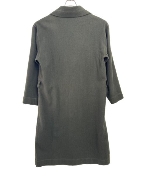 ISSEY MIYAKE（イッセイミヤケ）ISSEY MIYAKE (イッセイミヤケ) ロングコート オリーブ サイズ:3の古着・服飾アイテム