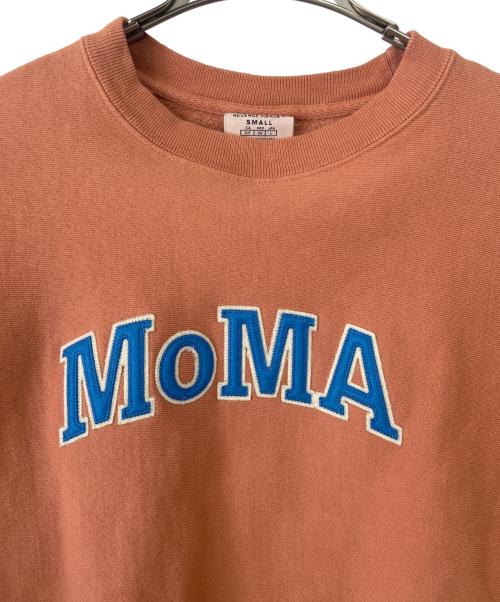 Champion REVERSE WEAVE（チャンピオン リバース ウィーブ）Champion REVERSE WEAVE (チャンピオン リバース ウィーブ) MoMA (モマ) スウェット キャニオンレッド サイズ:Lの古着・服飾アイテム
