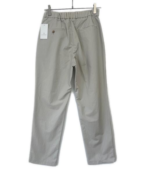 UNITED ARROWS（ユナイテッドアローズ）UNITED ARROWS (ユナイテッドアローズ) トロピカル クリース テーパード 2プリーツ パンツ ベージュ サイズ:S 未使用品の古着・服飾アイテム