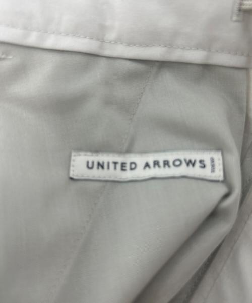 UNITED ARROWS（ユナイテッドアローズ）UNITED ARROWS (ユナイテッドアローズ) トロピカル クリース テーパード 2プリーツ パンツ ベージュ サイズ:S 未使用品の古着・服飾アイテム