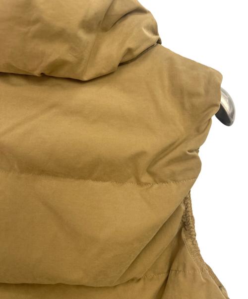 The Duffer of ST.George（ザ ダファーオブセントジョージ）The Duffer of ST.George (ザ ダファーオブセントジョージ) ダウンベスト ベージュ サイズ:Lの古着・服飾アイテム