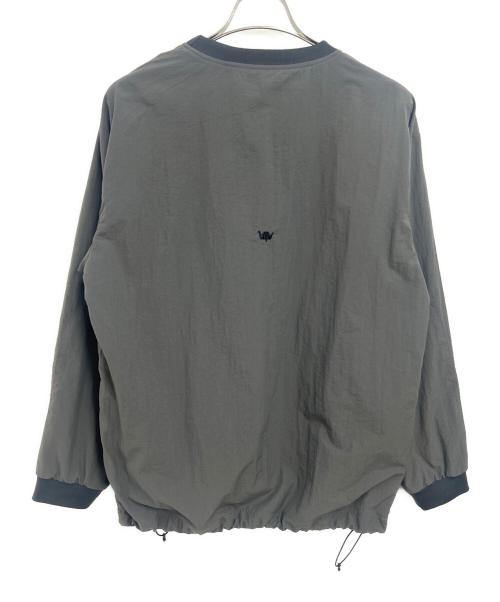 Liberaiders（リベレイダース）Liberaiders (リベレイダース) ナイロンチームプルオーバー グレー サイズ:Sの古着・服飾アイテム