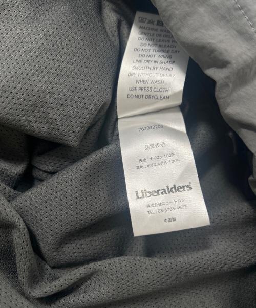 Liberaiders（リベレイダース）Liberaiders (リベレイダース) ナイロンチームプルオーバー グレー サイズ:Sの古着・服飾アイテム