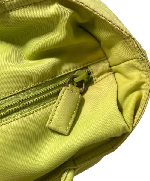 PRADA（プラダ）PRADA (プラダ) ショルダーバッグ 黄緑の古着・服飾アイテム