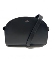 A.P.C.（アーペーセー）の古着「ハーフムーンショルダーバッグ」｜ブラック