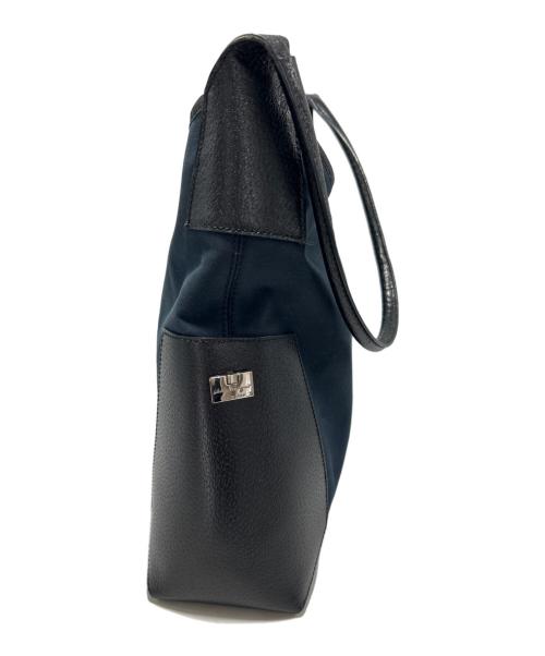 Salvatore Ferragamo（サルヴァトーレ フェラガモ）Salvatore Ferragamo (サルヴァトーレ フェラガモ) ワンショルダーバッグ ネイビー×ブラックの古着・服飾アイテム