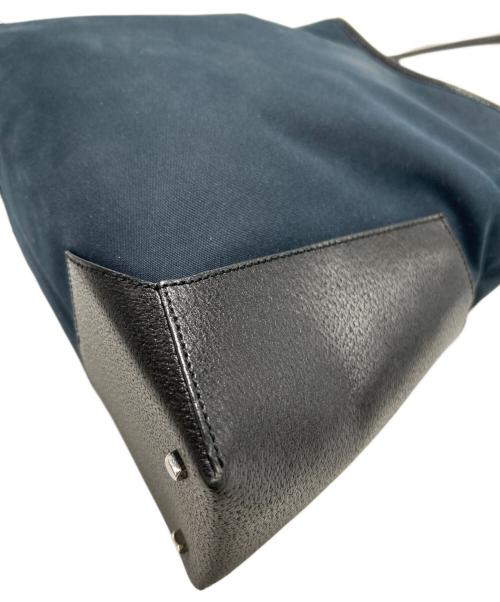 Salvatore Ferragamo（サルヴァトーレ フェラガモ）Salvatore Ferragamo (サルヴァトーレ フェラガモ) ワンショルダーバッグ ネイビー×ブラックの古着・服飾アイテム