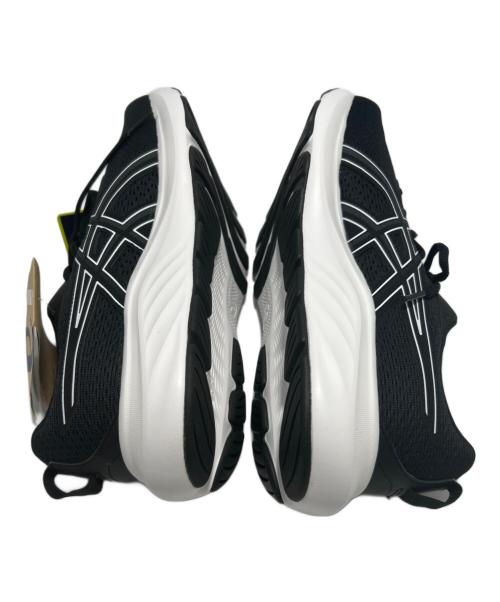 asics（アシックス）asics (アシックス) ランニングシューズ ブラック×ホワイト サイズ:28 未使用品の古着・服飾アイテム
