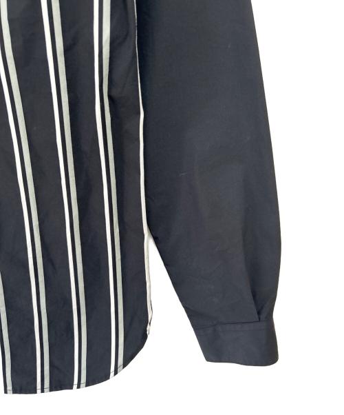 FRED PERRY（フレッドペリー）FRED PERRY (フレッドペリー) ストライプシャツ ブラック サイズ:Mの古着・服飾アイテム