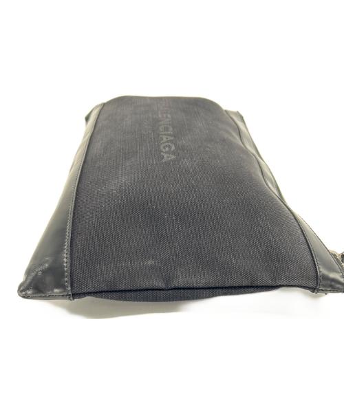 BALENCIAGA（バレンシアガ）BALENCIAGA (バレンシアガ) クラッチバッグ ブラックの古着・服飾アイテム