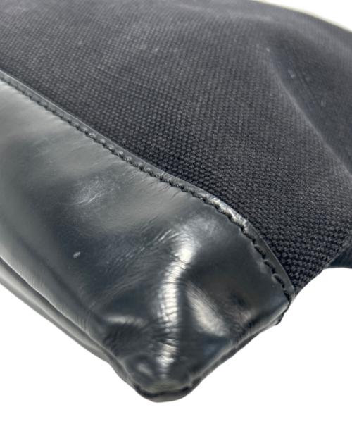 BALENCIAGA（バレンシアガ）BALENCIAGA (バレンシアガ) クラッチバッグ ブラックの古着・服飾アイテム