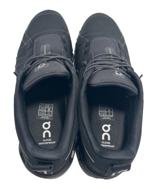 on（オン）on (オン) スニーカー ブラック サイズ:27.5の古着・服飾アイテム