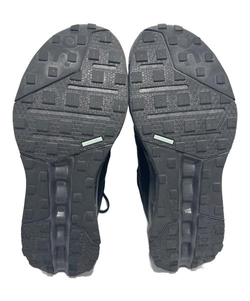 on（オン）on (オン) スニーカー ブラック サイズ:27.5の古着・服飾アイテム