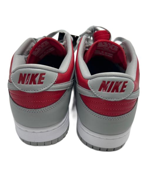 NIKE（ナイキ）NIKE (ナイキ) スニーカー グレー×レッド サイズ:30 未使用品の古着・服飾アイテム