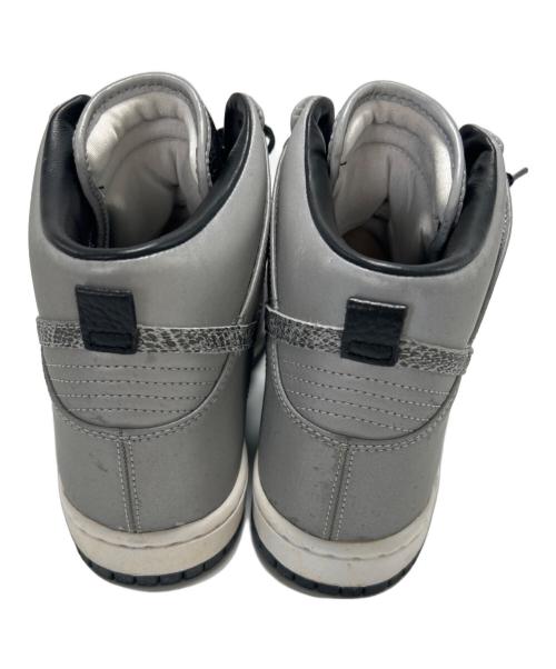 NIKE（ナイキ）NIKE (ナイキ) スニーカー ブラック×シルバー サイズ:29の古着・服飾アイテム