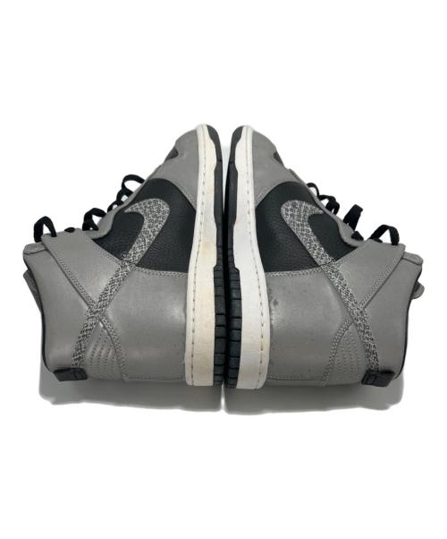 NIKE（ナイキ）NIKE (ナイキ) スニーカー ブラック×シルバー サイズ:29の古着・服飾アイテム