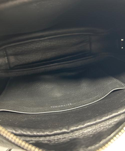 BALENCIAGA（バレンシアガ）BALENCIAGA (バレンシアガ) レザーショルダーバッグ ブラックの古着・服飾アイテム
