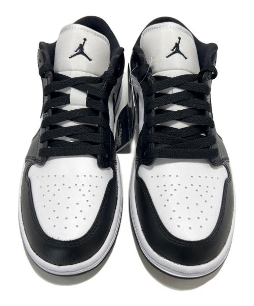 NIKE（ナイキ）NIKE (ナイキ) スニーカー ブラック×ホワイト サイズ:25.5 未使用品の古着・服飾アイテム