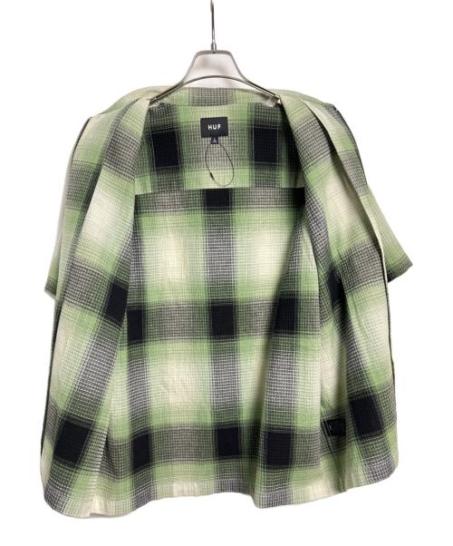 HUF（ハフ）HUF (ハフ) 半袖シャツ グリーン×ブラック サイズ:Lの古着・服飾アイテム