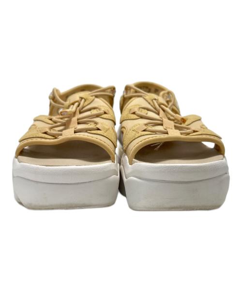 NIKE（ナイキ）NIKE (ナイキ) サンダル ベージュ サイズ:23の古着・服飾アイテム