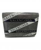 BALENCIAGAバレンシアガ）の古着「3つ折り財布」｜シルバー