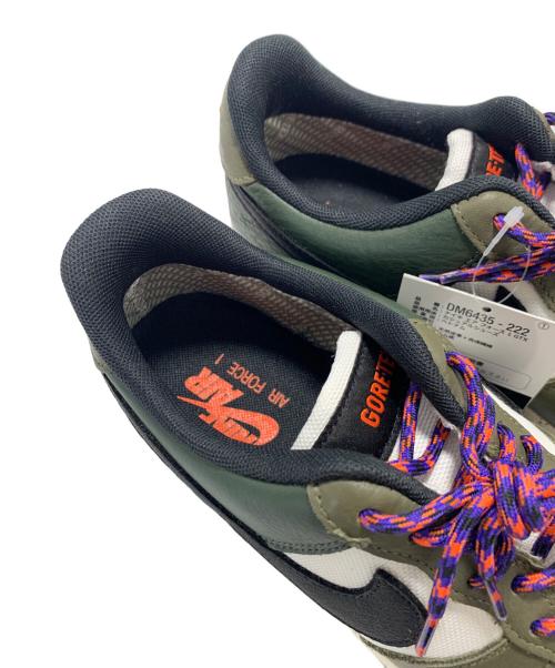 NIKE（ナイキ）NIKE (ナイキ) スニーカー グリーン×ベージュ サイズ:26.5の古着・服飾アイテム