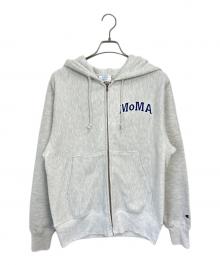 MoMA×Champion REVERSE WEAVE（モマ×チャンピオン リバース ウィーブ）の古着「ジップパーカー」｜グレー