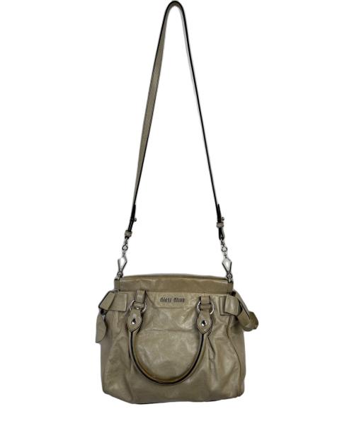 MIU MIU（ミュウミュウ）MIU MIU (ミュウミュウ) 2WAYショルダーバッグ アイボリーの古着・服飾アイテム