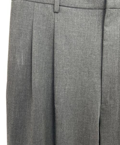 BEAUTY&YOUTH（ビューティーアンドユース）BEAUTY&YOUTH (ビューティーアンドユース) TR TRO バギー トラウザー グレー サイズ:L 未使用品の古着・服飾アイテム