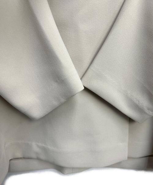 URBAN RESEARCH DOORS（アーバンリサーチドアーズ）URBAN RESEARCH DOORS (アーバンリサーチドアーズ) ガウンコート ベージュ サイズ:Mの古着・服飾アイテム