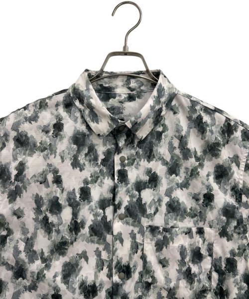 Snow peak（スノーピーク）Snow peak (スノーピーク) 半袖シャツ ホワイト×グリーン サイズ:Lの古着・服飾アイテム