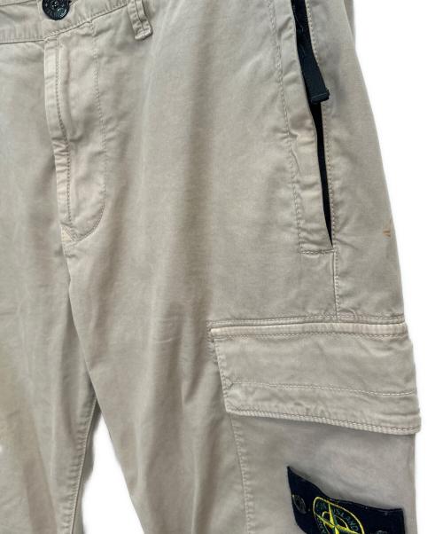 STONE ISLAND（ストーンアイランド）STONE ISLAND (ストーンアイランド) ガーメントダイ加工カーゴパンツ ベージュ サイズ:W30の古着・服飾アイテム