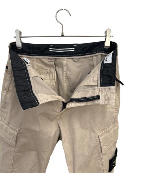 STONE ISLAND（ストーンアイランド）STONE ISLAND (ストーンアイランド) ガーメントダイ加工カーゴパンツ ベージュ サイズ:W30の古着・服飾アイテム