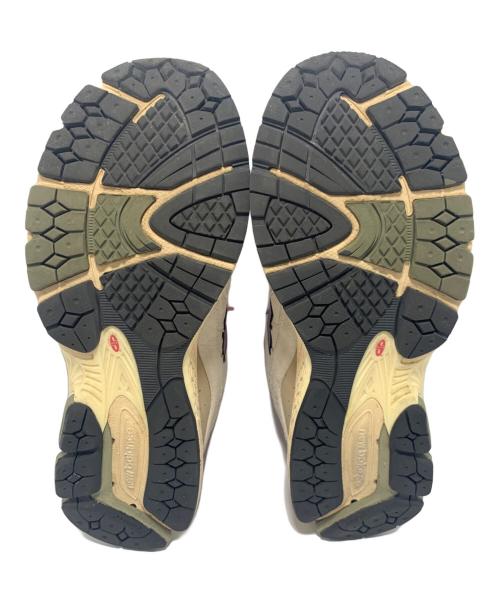 NEW BALANCE（ニューバランス）NEW BALANCE (ニューバランス) スニーカー ベージュ×ピンク サイズ:26.5の古着・服飾アイテム