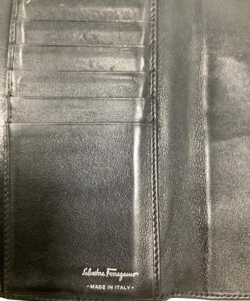 Salvatore Ferragamo（サルヴァトーレ フェラガモ）Salvatore Ferragamo (サルヴァトーレ フェラガモ) 2つ折り財布 ブラックの古着・服飾アイテム