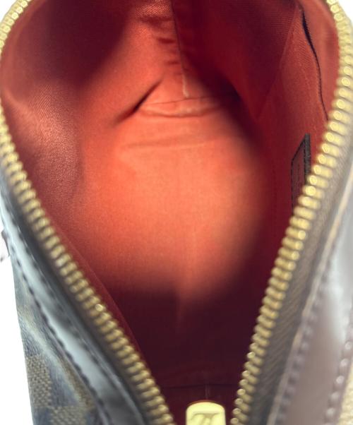 LOUIS VUITTON（ルイ ヴィトン）LOUIS VUITTON (ルイ ヴィトン) ショルダーバッグ ブラウンの古着・服飾アイテム