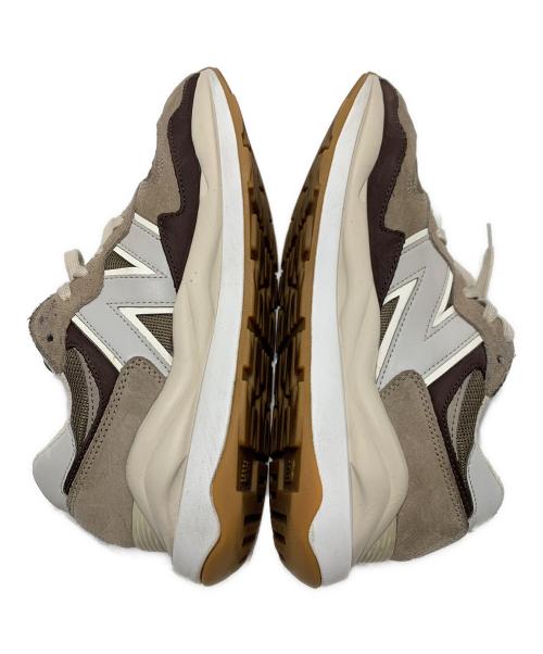 NEW BALANCE（ニューバランス）NEW BALANCE (ニューバランス) スニーカー ベージュ サイズ:27の古着・服飾アイテム